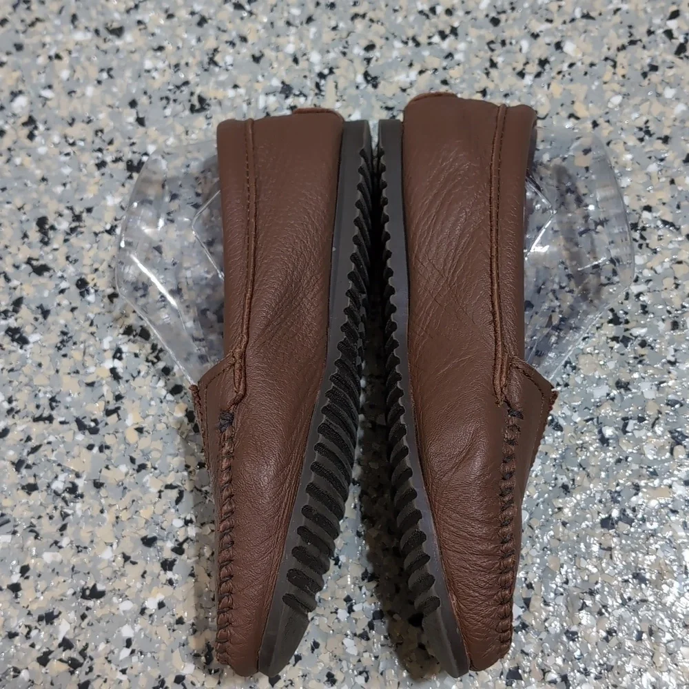 Minnetonka Moccasin Driving Shoe - Picture 2 of 6